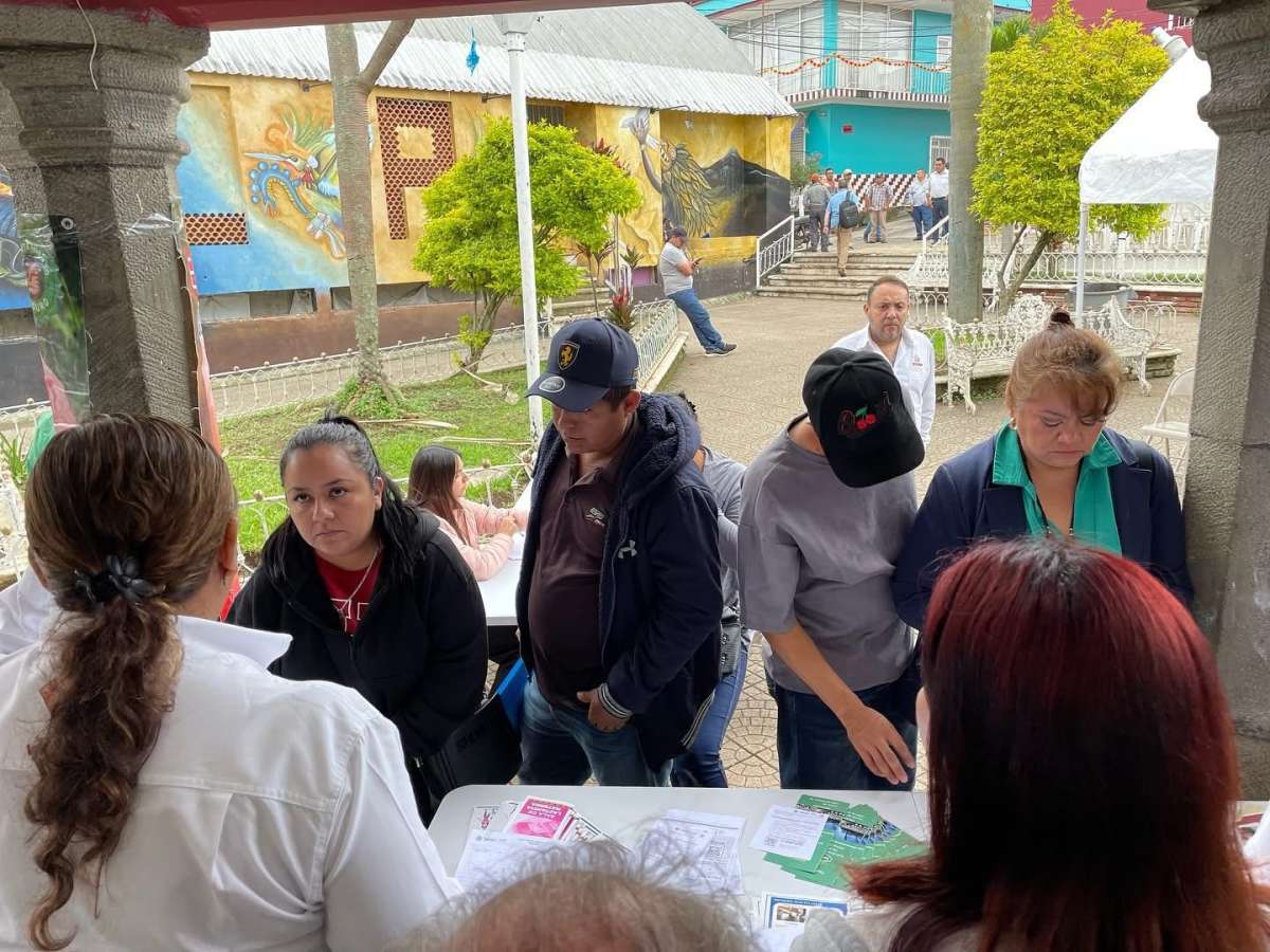 Realiza STPSP Caravana de Servicios en Totutla con más de 400 vacantes   