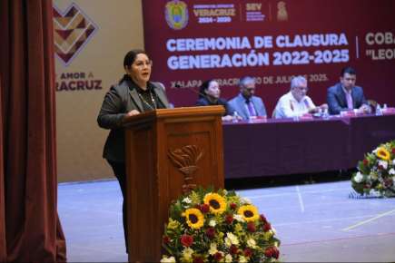Egresan 387 estudiantes del COBAEV, Plantel 35 de Xalapa