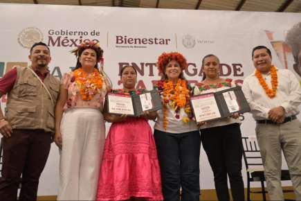 Justicia social para los pueblos originarios; Chicontepec recibe más de 59 mdp   