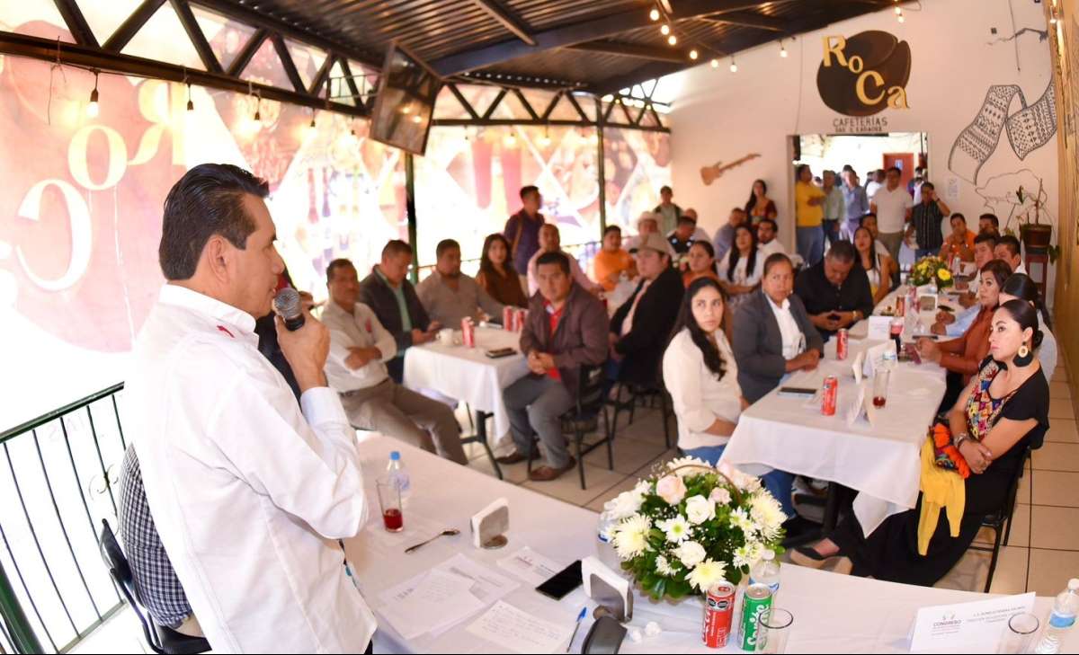 Cambio en Veracruz se consolida con nuevas autoridades municipales: Esteban Bautista   
