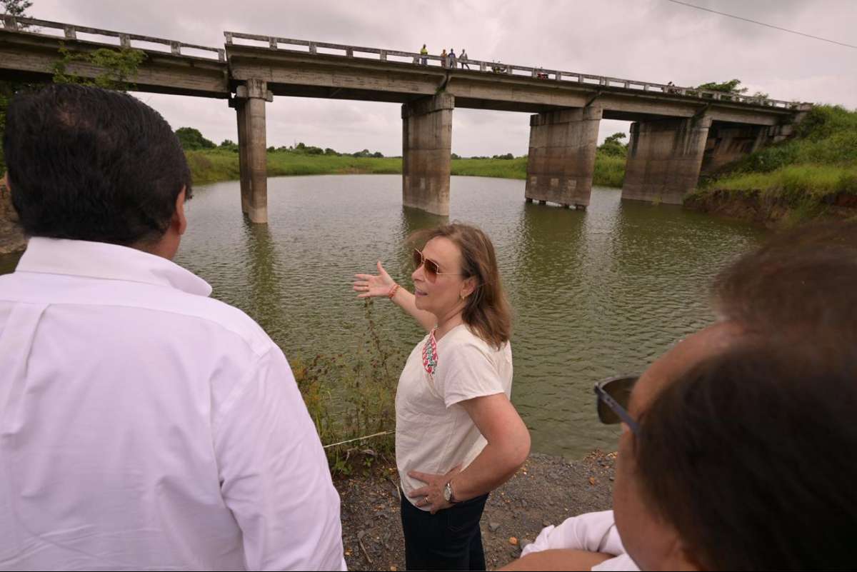 Riesgo atendido, gobernadora Rocío Nahle reconstruirá el puente El Mostal   