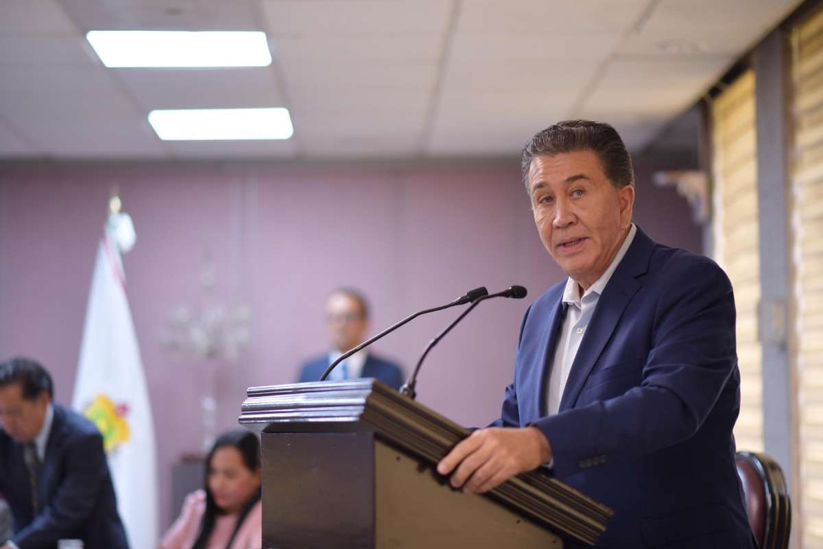 Propone diputado ajustar costo de expedición por copias certificadas