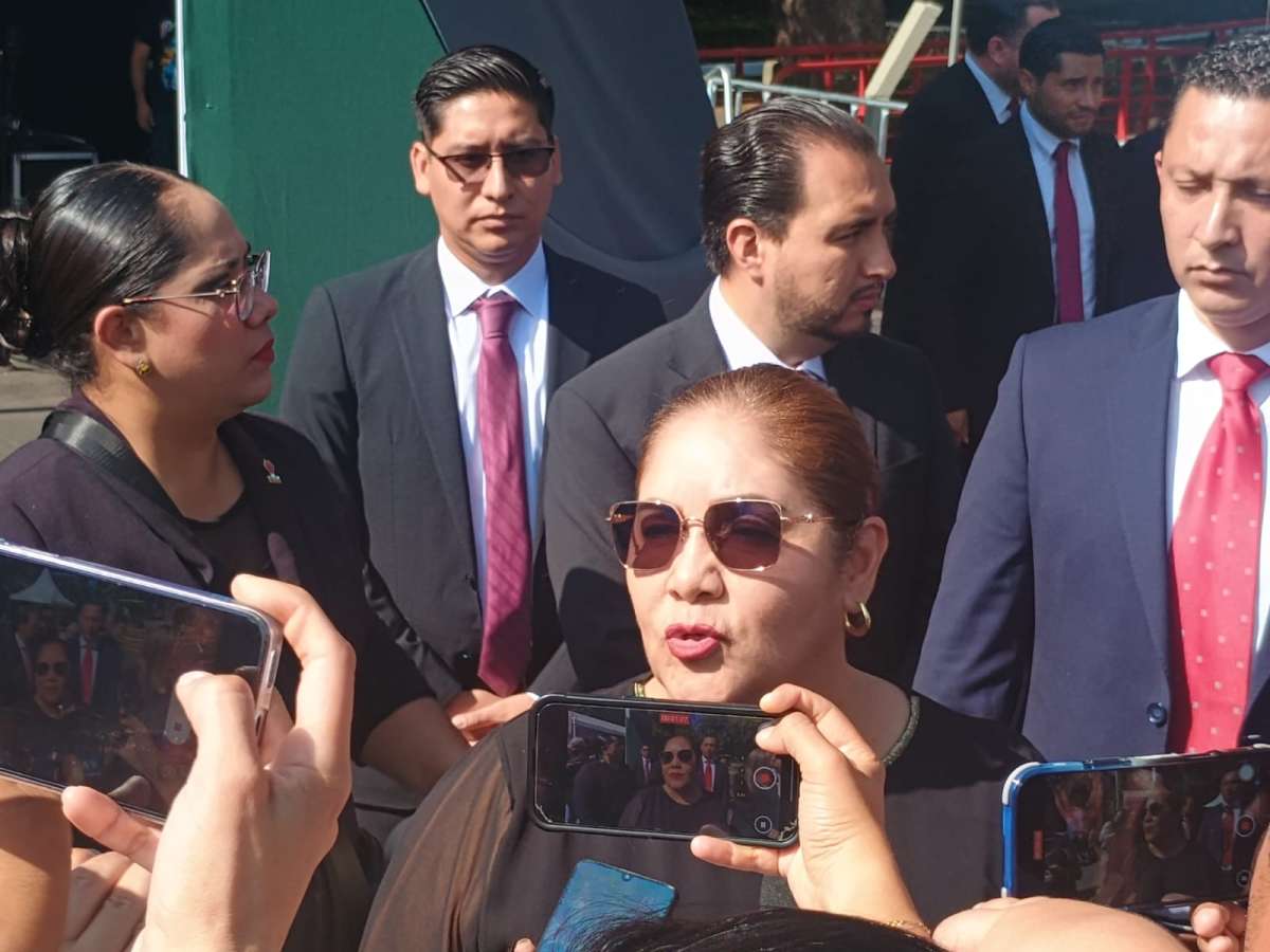 Ni cuotas ni uniformes escolares serán condicionantes para el ingreso a las escuelas: SEV