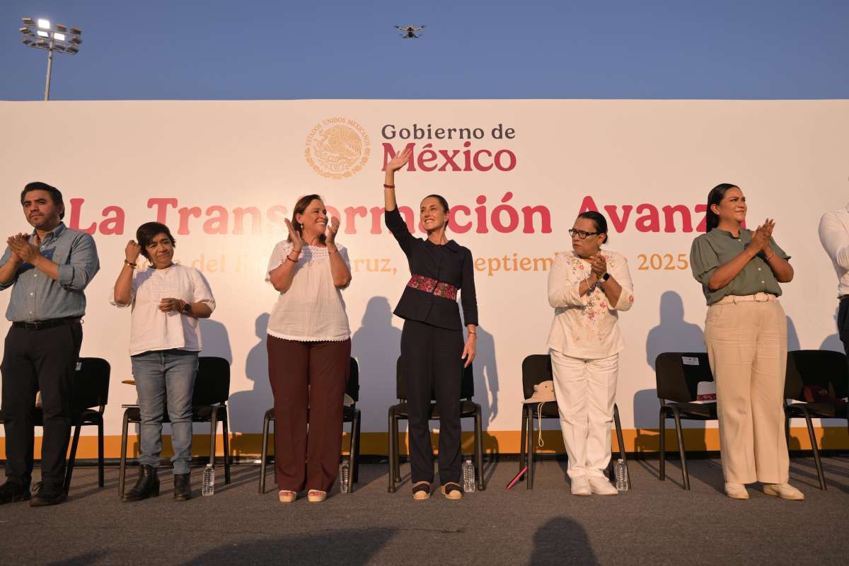 Veracruz recibe a la mujer con mayor liderazgo mundial: Rocío Nahle   
