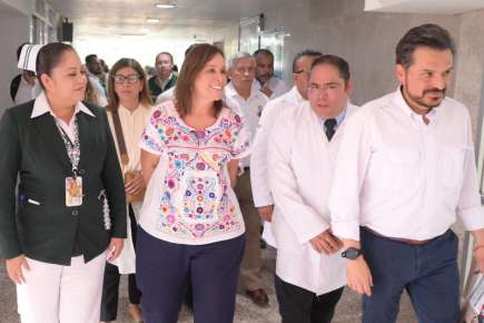 Rocío Nahle y Zoé Robledo coordinan acciones para garantizar atención médica de calidad en Veracruz   