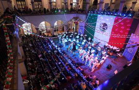 Un éxito, el concierto Se vive México
