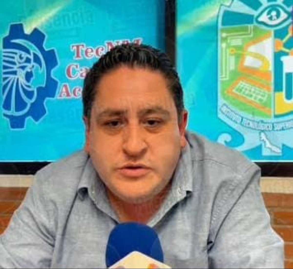 Padres de familia y alumnos denuncian corrupción existente en Tecnológico de Acayucan por parte de su director