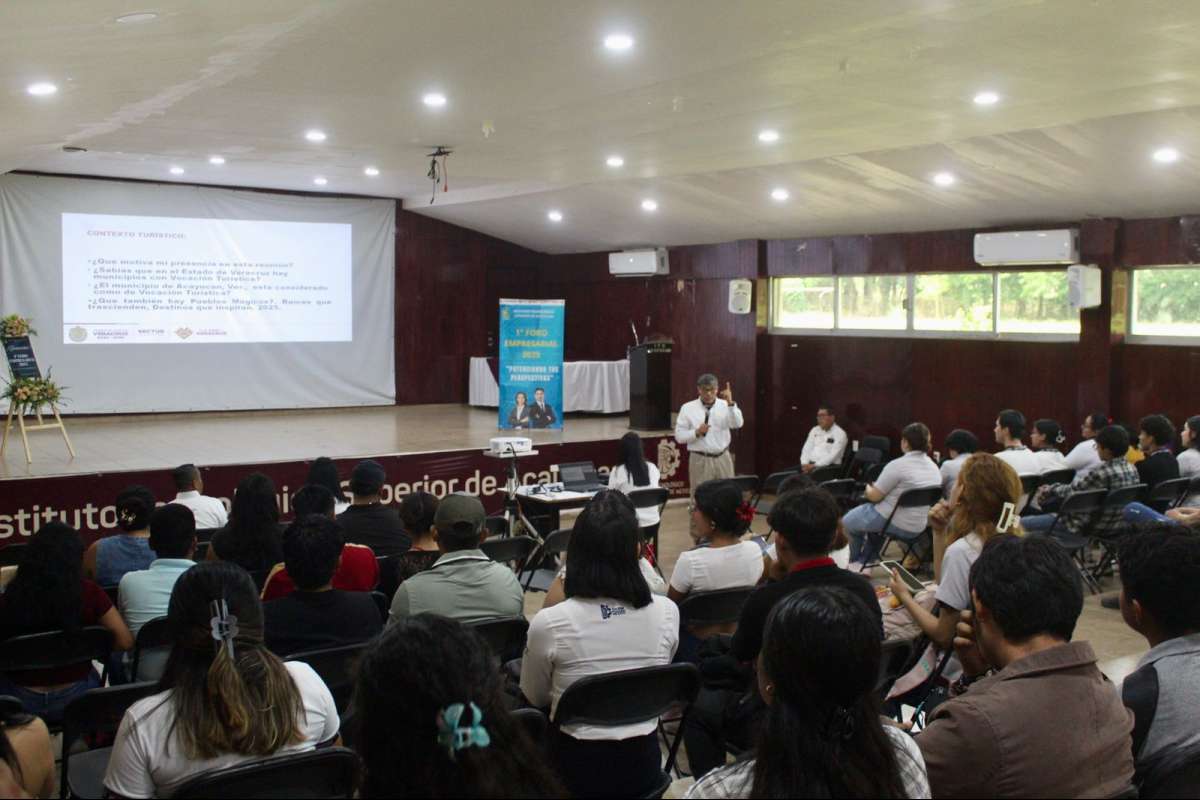 Cursos de capacitación Cultura Turística llegan a Acayucan   