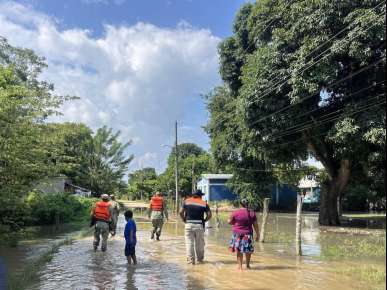 Gobierno del Estado despliega respuesta por inundaciones en el sur de Veracruz   