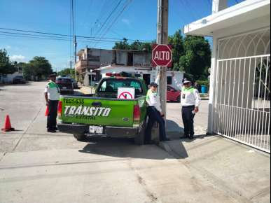 Colocan Señalamientos en Transitados Cruceros y Reducen Accidentes: Tránsito