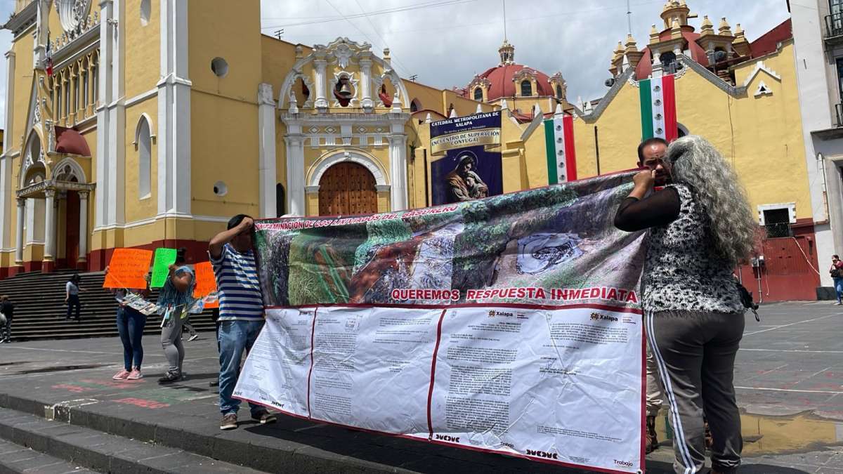 Vecinos y ejidatarios de Chiltoyac denuncian grave contaminación generada por Relleno Sanitario de Xalapa