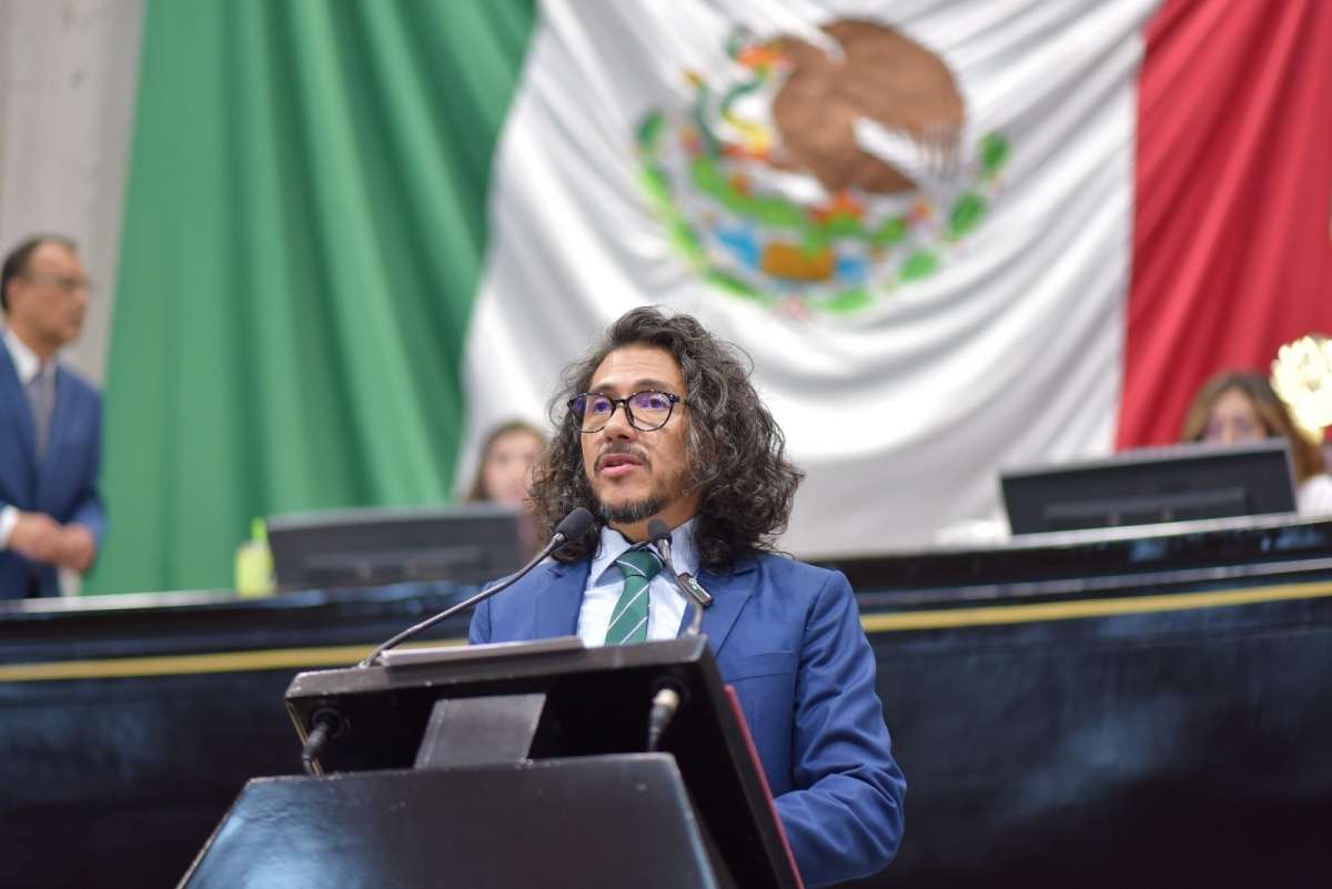 Presentan Iniciativa para castigar el ciberacoso en Veracruz