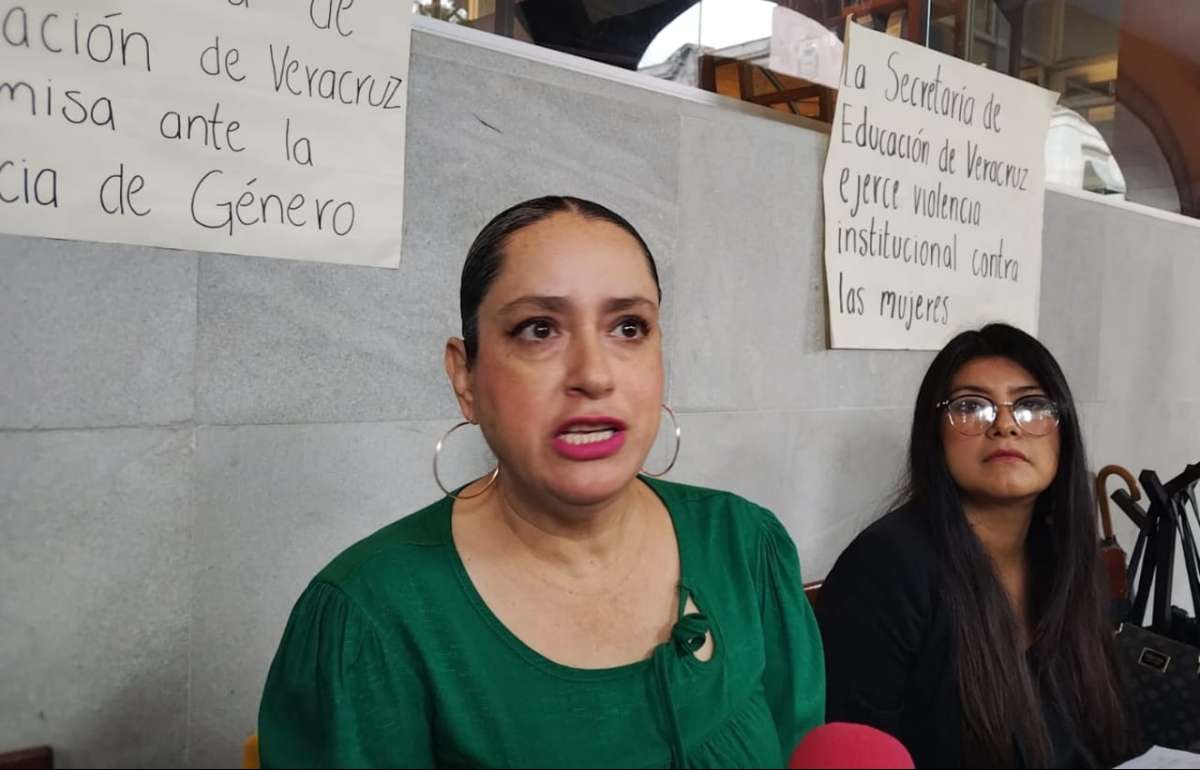 Directora de Telesecundaria de Misantla denuncia hostigamiento laboral, violencia institucional