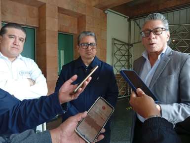 Pese a resistencia de organización sindicales tradicionales, Claudia Tello lleva a cabo acciones para abatir rezagos en la SEV