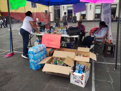 Habitantes de Álamo-Temapache activan centro de acopio en la Plaza Sebastián Lerdo en Xalapa