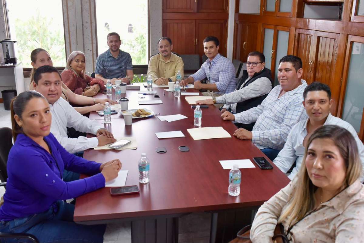 Atienden diputados a presidentes municipales electos de la Cuenca del Papaloapan