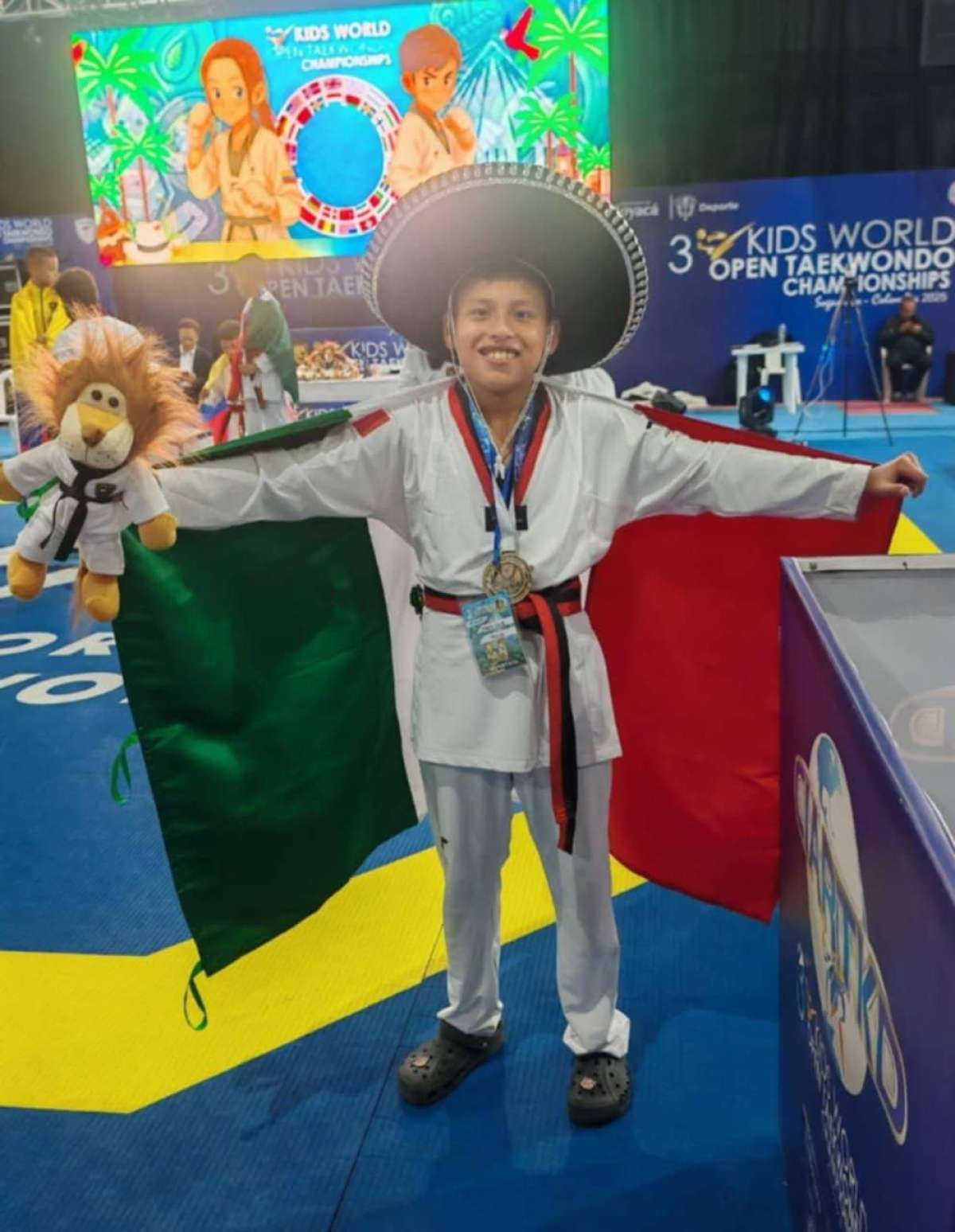 Niam Maximiliano Cruz Guzmán, Orgullosamente Panúquense Ganó Medalla de Oro en el Campeonato Internacional de Tae Kwon Do en Colombia  