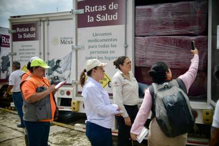 Gobernadora Rocío Nahle coordina envío de víveres y atención a familias damnificadas