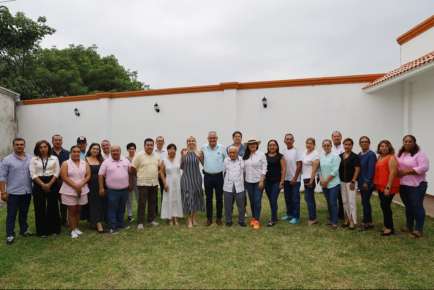 Alcalde electo René Omar Jaén impulsa una agenda educativa incluyente; la diputada Elena Córdova respalda su visión por una educación más humana en Misantla