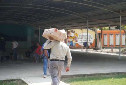 DIF Estatal permanece junto a las familias afectadas en el norte del estado   