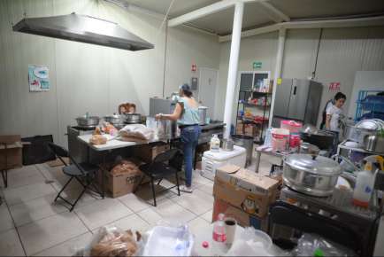 Refugios temporales en Poza Rica ofrecen alimentación, atención médica y apoyo psicológico   