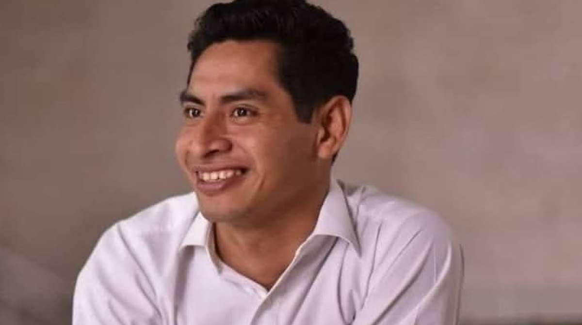 No estaba muerto, andaba de parranda II.