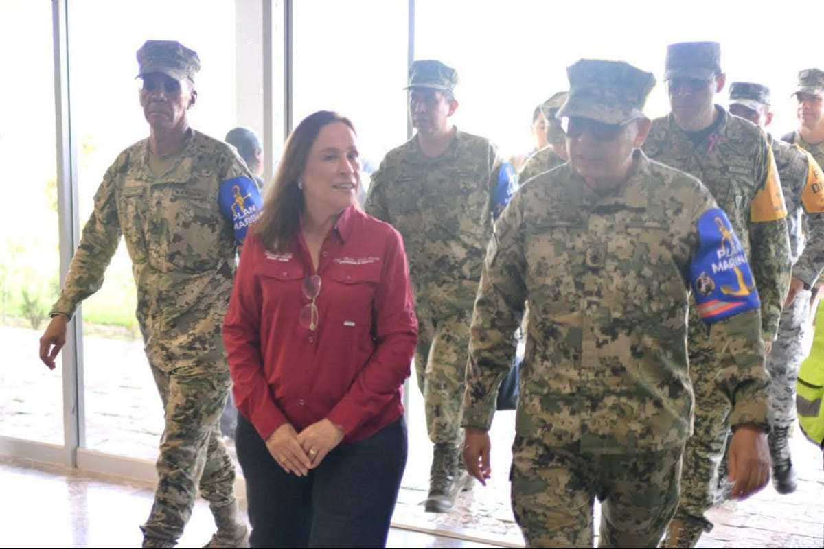 Gobernadora Rocío Nahle y Secretario de Marina evalúan acciones conjuntas para la recuperación de municipios afectados por las inundaciones