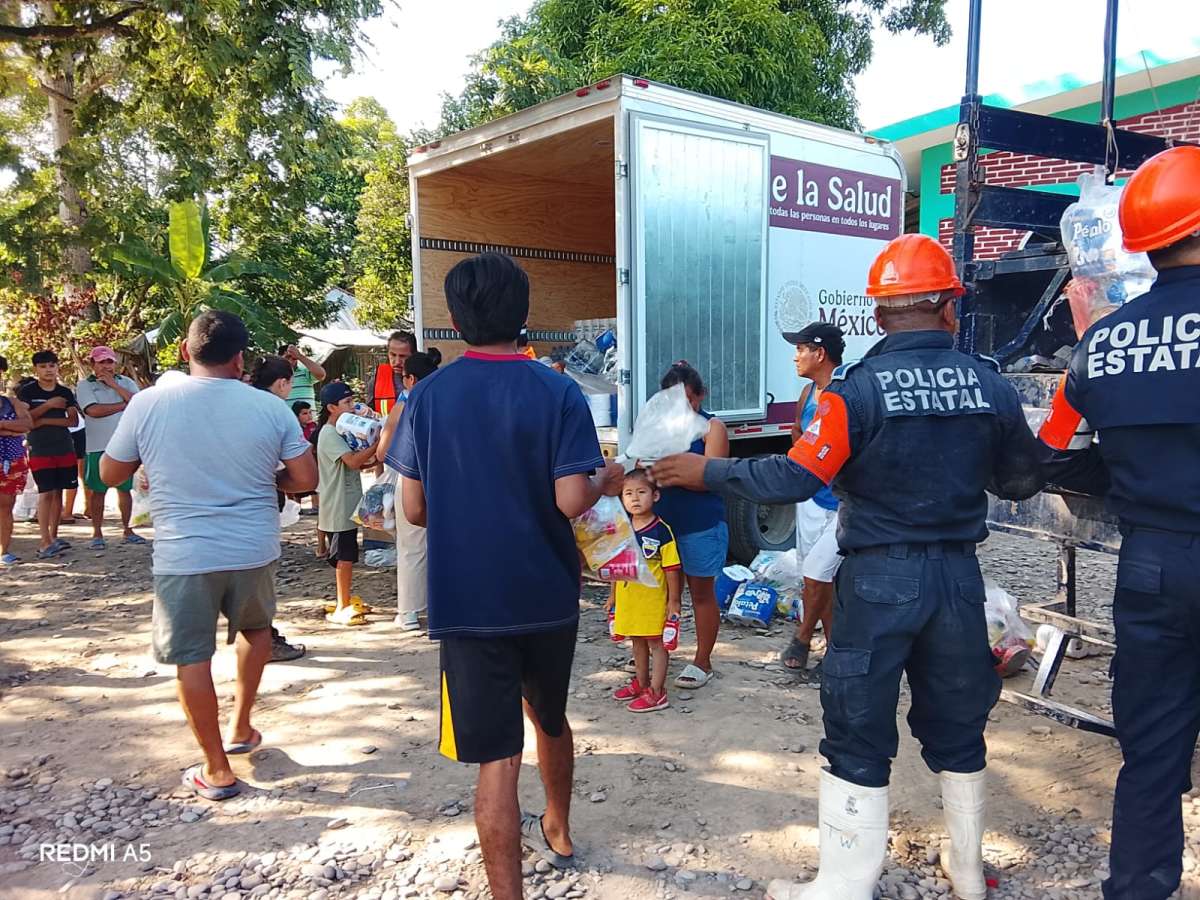 Plan Tajín: 43 mil comidas calientes y 12 mil paquetes alimentarios entregados a población afectada en la zona norte   