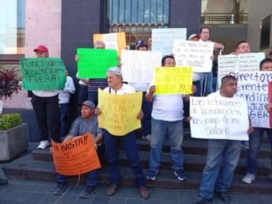 Trabajadores de Correos de México protestan por bajos salarios y falta de equipos para realizar su labor