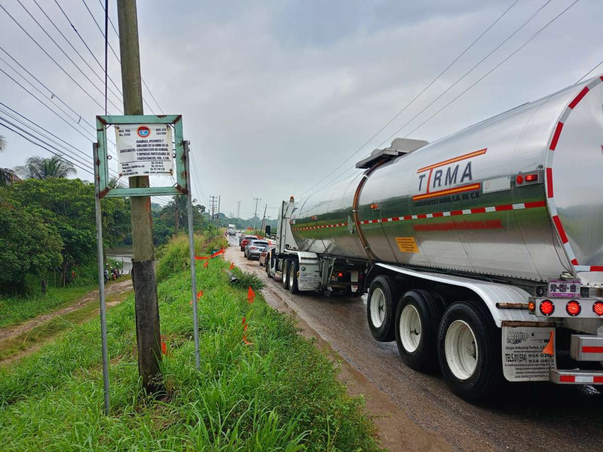 PRESENTA UN AVANCE DEL 75 POR CIENTO RECONSTRUCCIÓN DEL PUENTE CALZADAS II   
