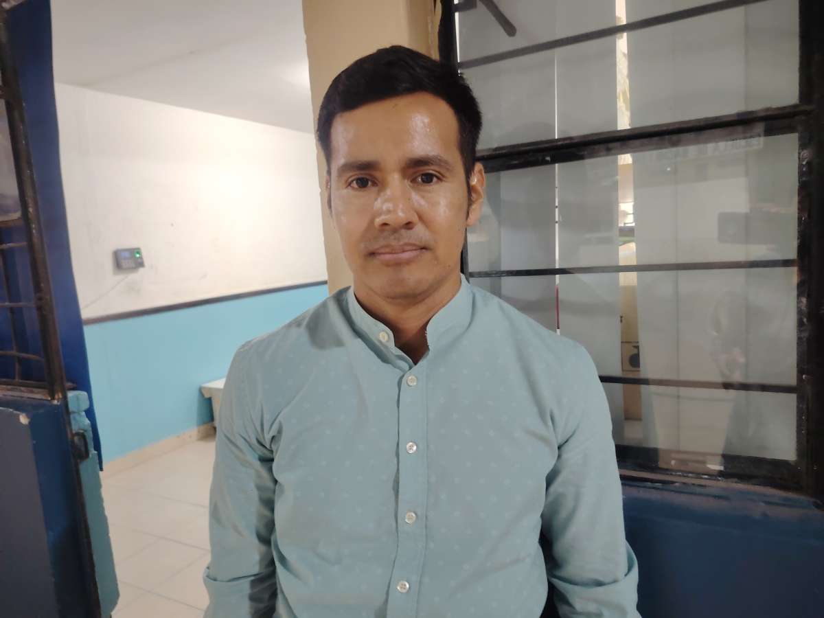 Exhortan a los Alumnos que Estudien para que Obtengan Excelentes Calificaciones