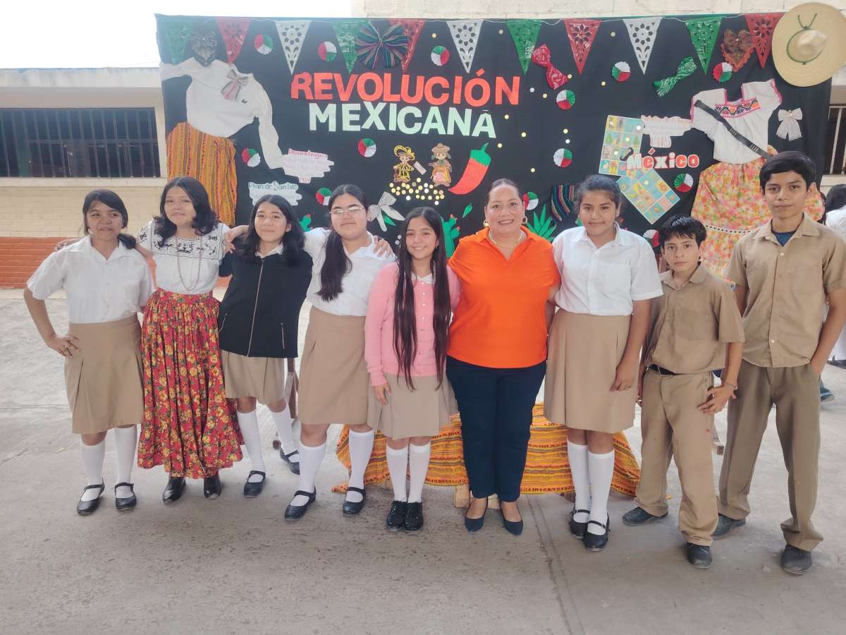 Ratifican a la Mtra. Erika Méndez Pérez, Como Directora Comisionada en la Secundaria Oficial Pánuco