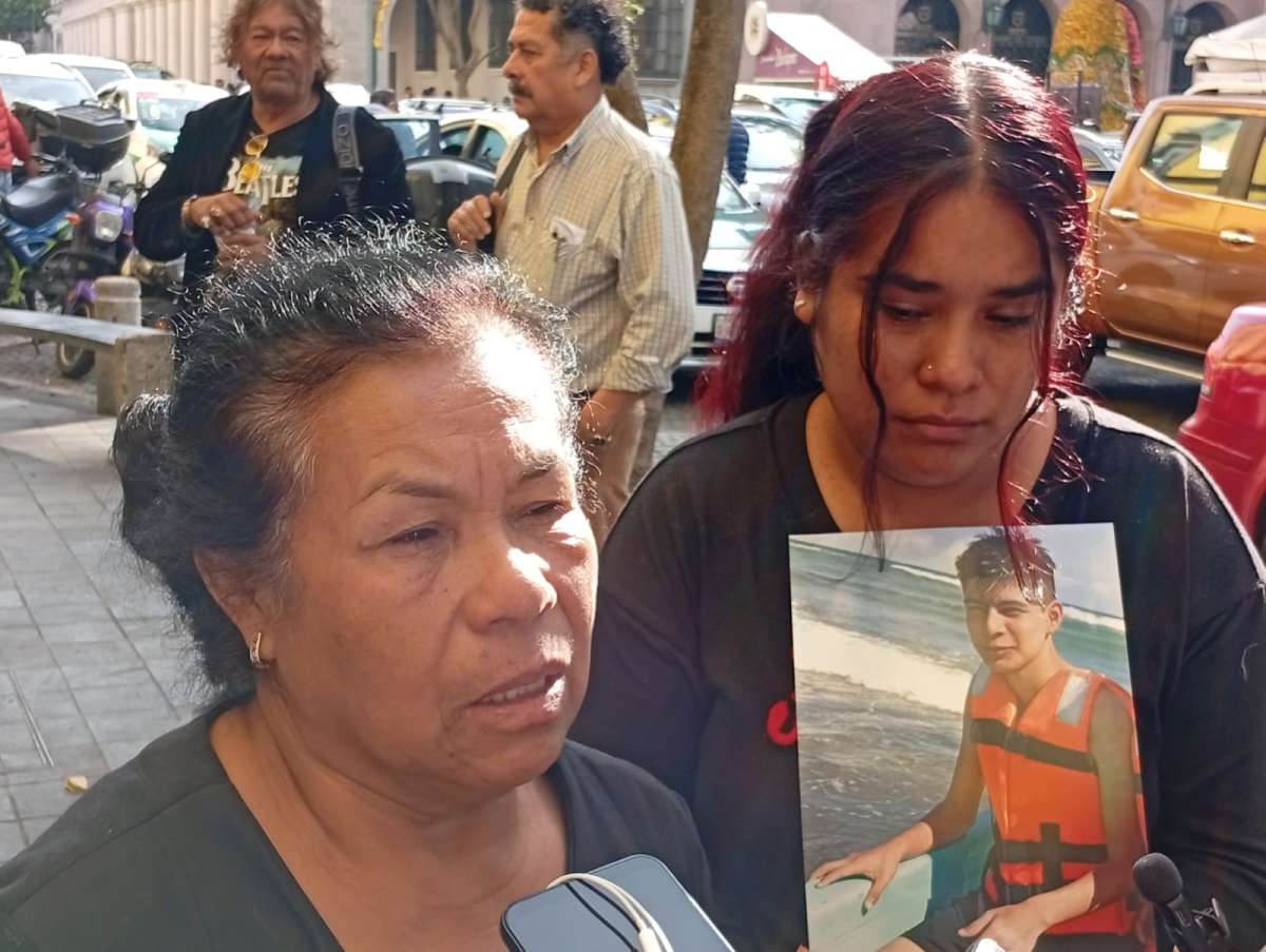 Familia de adolescente desaparecido en el mar, en la localidad de Chachalacas acusan que ayuda oficial llegó tarde