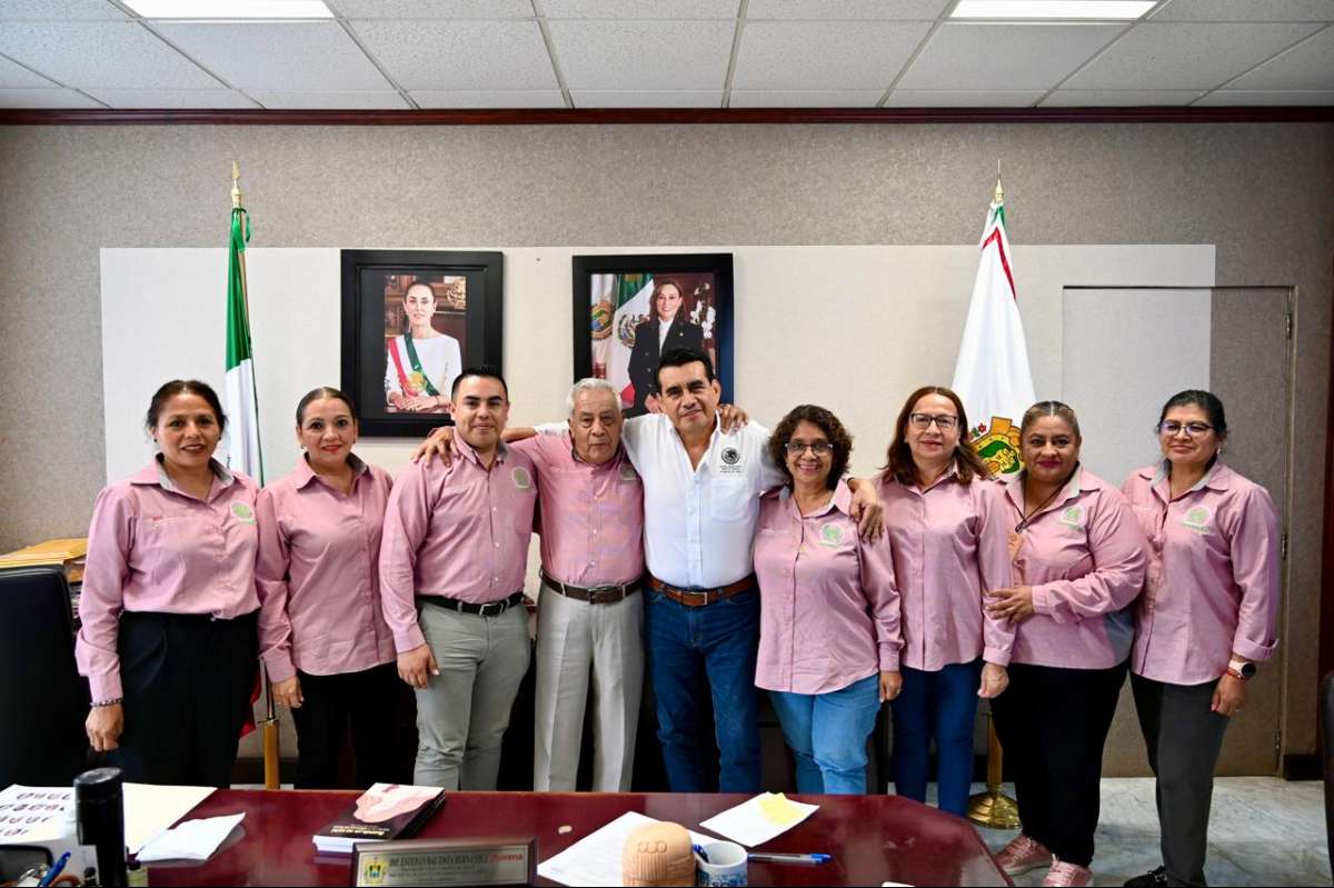 Logra diputado Esteban Bautista seguridad social para trabajadores del estado