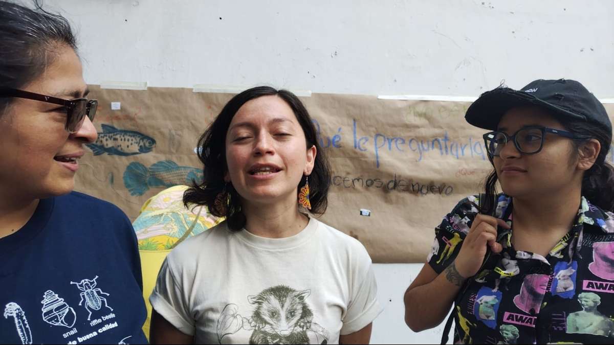 Ambientalistas realizan actividad para visibilizar el manantial de Tecuanapan, ubicado a la salida de El Viaducto