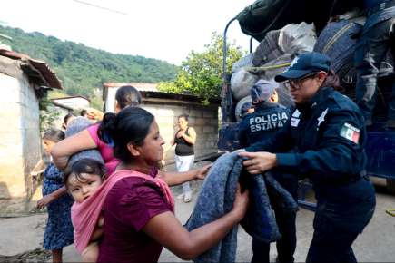 Abrigando Corazones llega hasta las comunidades más apartadas de Ilamatlán   