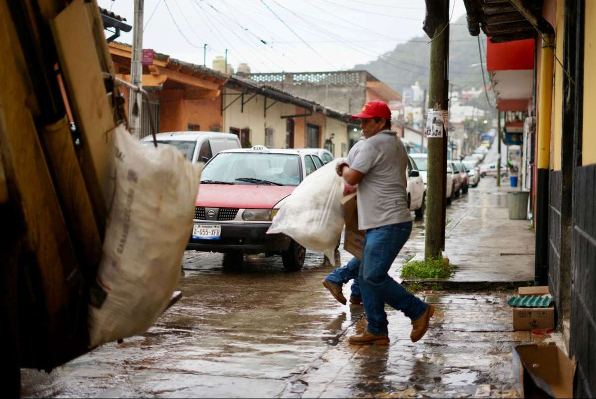 Limpia Pública de Coatepec retoma labores y restablece rutas de recolección   