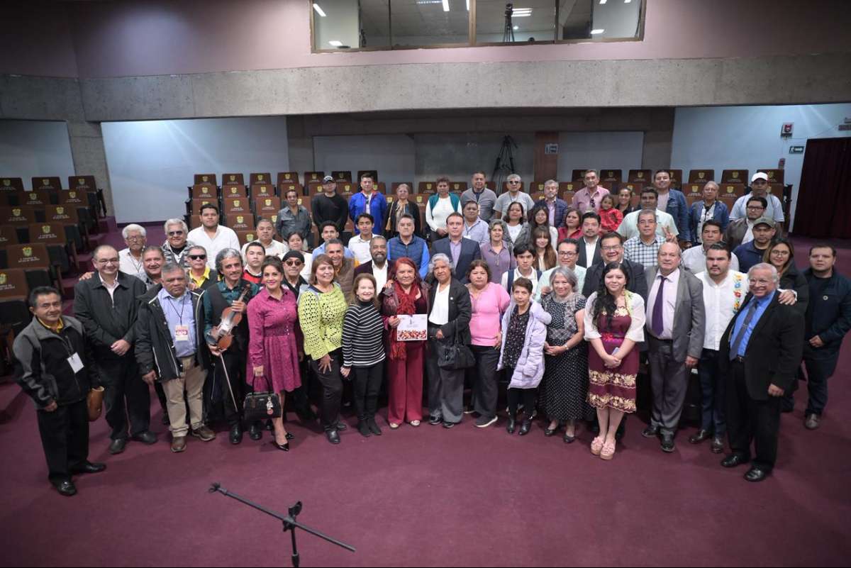 En el Congreso, rinde diputada Victoria Gutiérrez su Primer Informe de labores