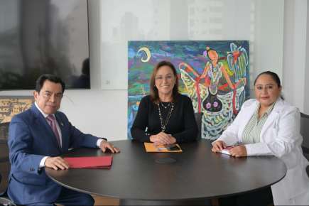 Designa gobernadora Rocío Nahle a Mariela Hernández García como nueva secretaria de Salud   