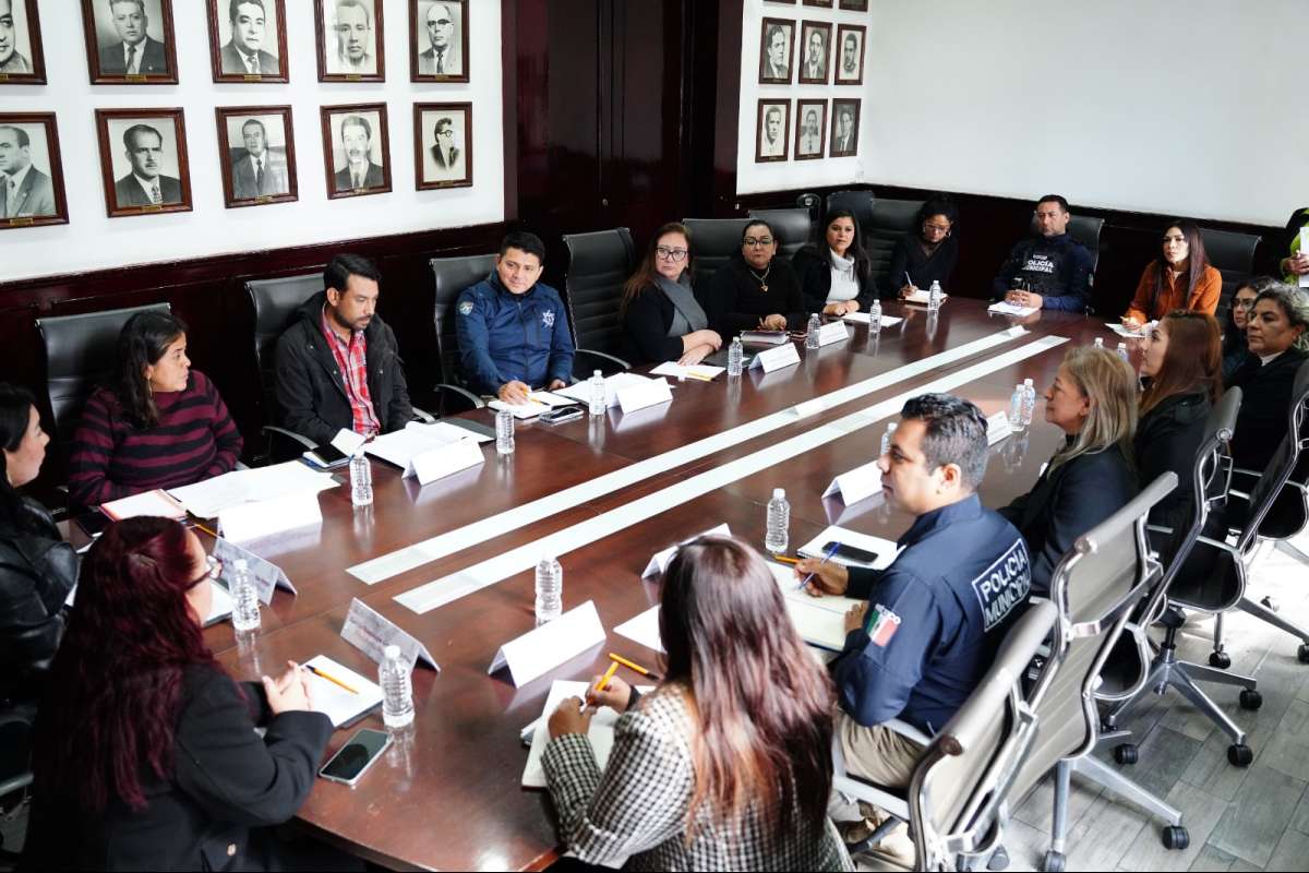 El bienestar y la salud animal llegarán a todas las colonias de Xalapa; se instaló la Comisión Edilicia