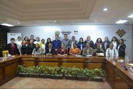 Creará SEV siete centros de capacitación para el Aprendizaje de las Lenguas Indígenas   