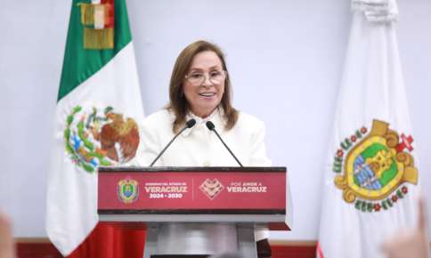 Veracruz está de moda, cuenta con nueva ruta aérea directa hacia Querétaro: Rocío Nahle   