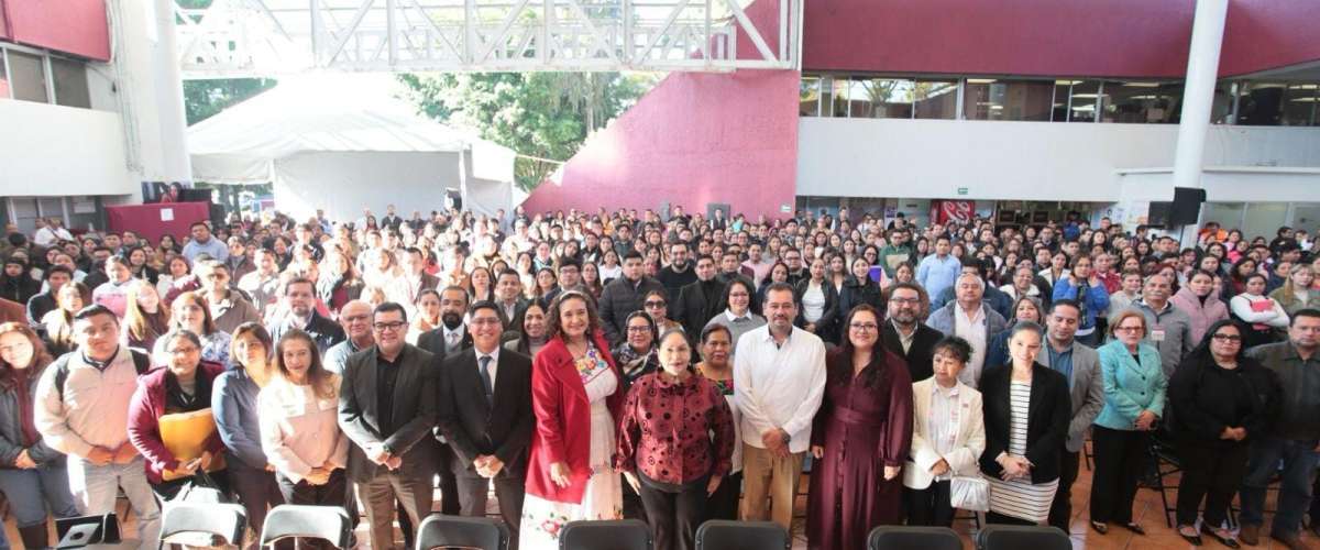 Ofertó SEV 464 plazas docentes para fortalecer cobertura en el ciclo 2025-2026   