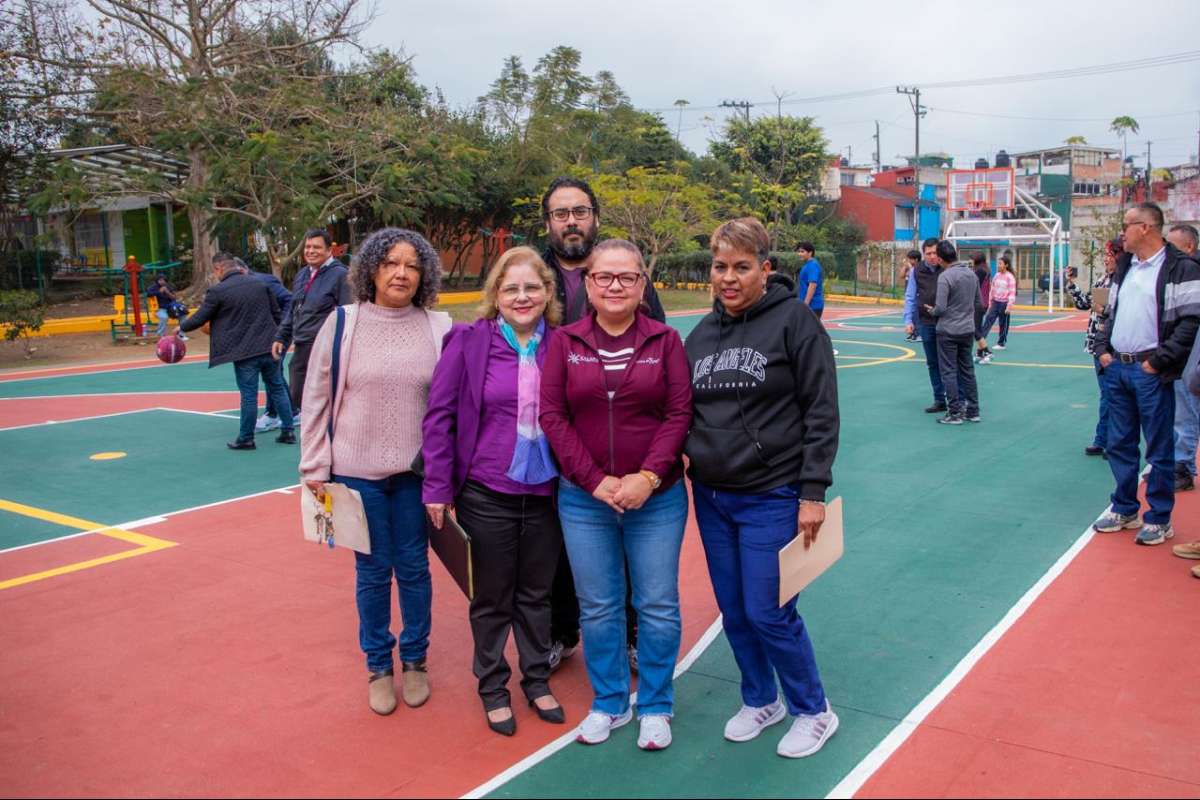 Alcaldesa verificó las acciones de rehabilitación de la Unidad Deportiva El Coyol