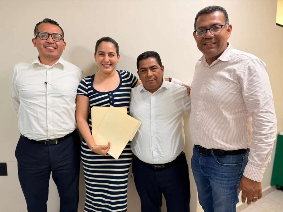 Gobierno de Puente Nacional fortalece gestiones ante la CFE en favor de la ciudadanía