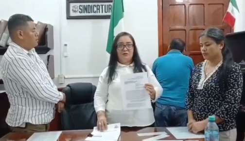 En menos de 24 horas alcalde de Vega de Alatorre Felipe Mata desconoce acuerdo y continúa con violencia política contra síndica