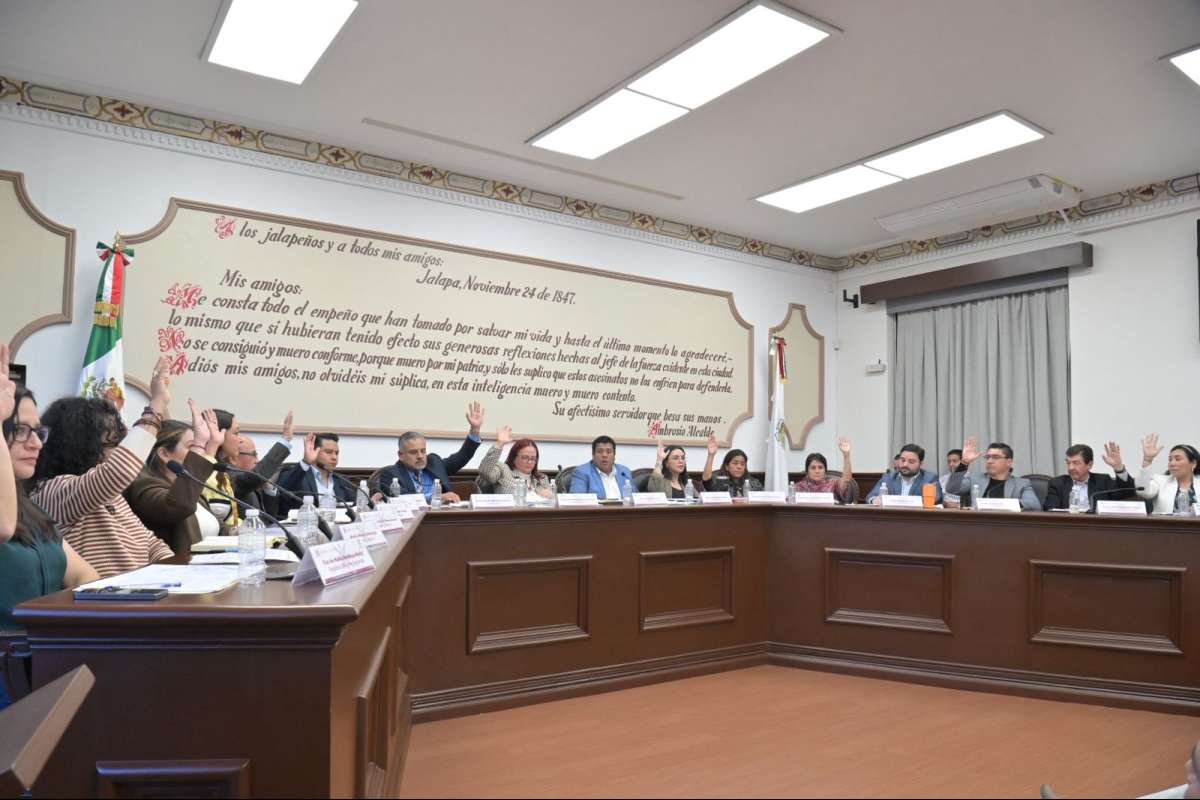 Cabildo sesionó por el bien de Xalapa; se fortalecerá la relación interinstitucional con la SSP