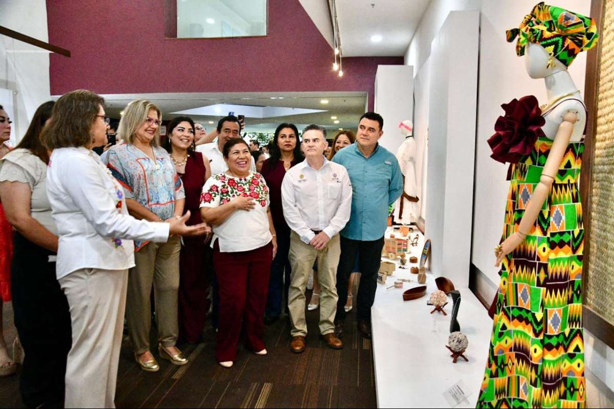 Inaugura SECVER Expo Galería de Indumentarias y Muestra Artesanal en el WTC
