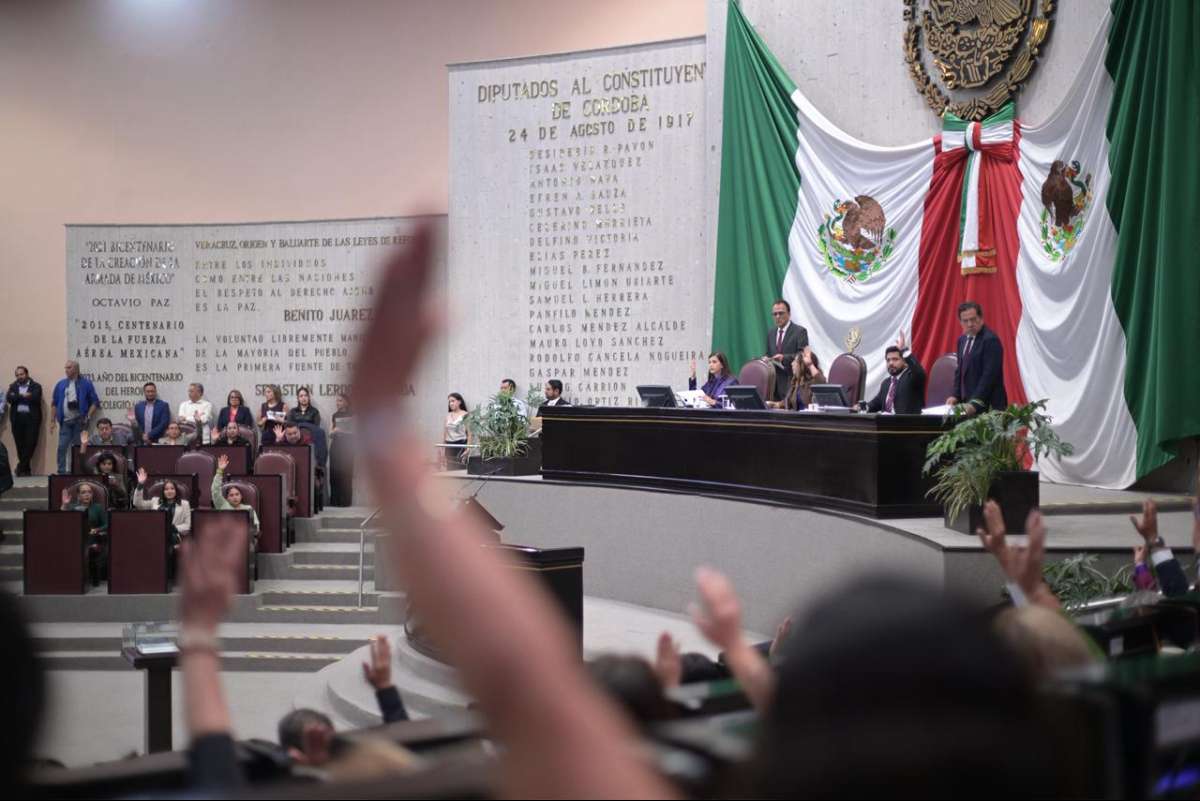 Incorporan el término “Gobernadora” en la Constitución Política del estado