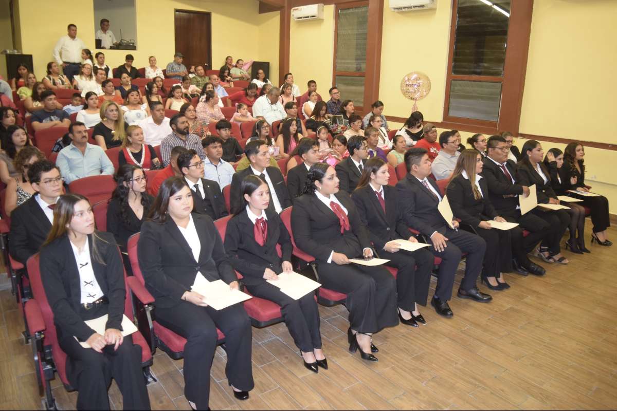 Se Titulan Nuevos Contadores Públicos Egresados del TecNM Campus Pánuco, Ver.